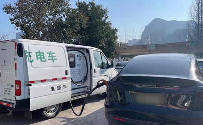 河北区汽车搭电