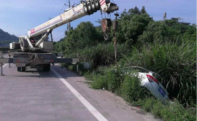 河北区重载吊车救援 河北区重载吊车救援